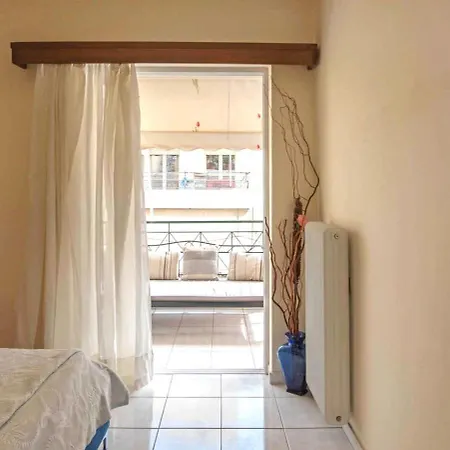 Apartment Colourful And Bright In Kallithea Athens